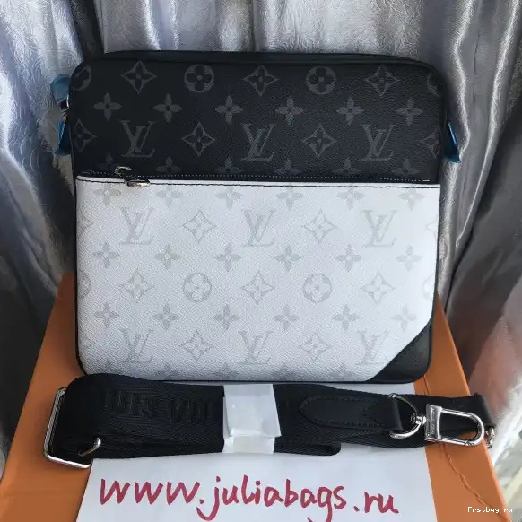Frstbag ru DISTRICT VUITTON LOUIS 0630